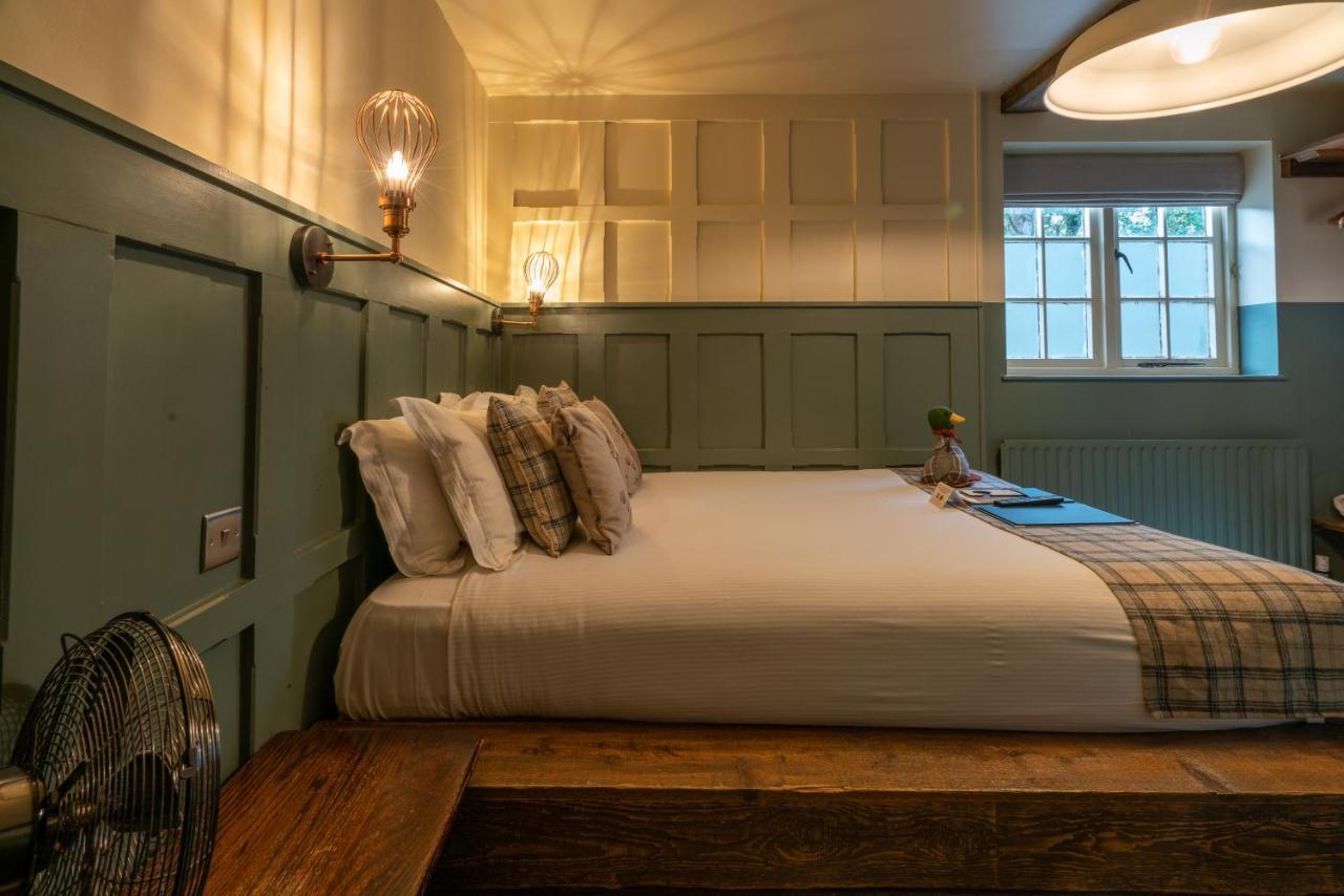 Bourne Valley Inn Saint Mary Bourne Eksteriør bilde